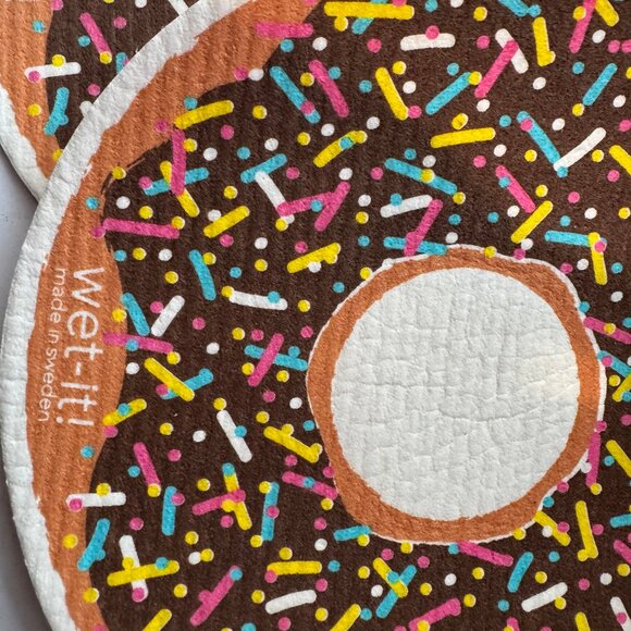 Wet-It! Swedish Treasures Round Dishcloth & Cleaning Cloth -Set of 2 - Picture 3 of 3